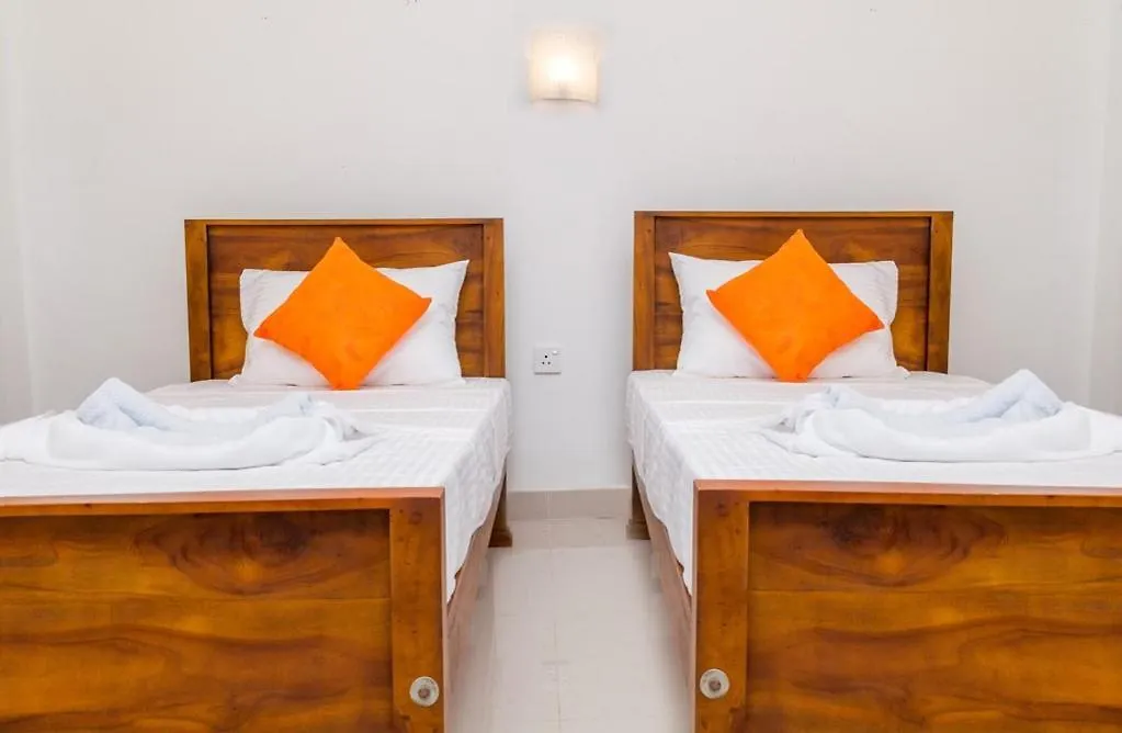 Hotel Crown Plaza Katunayake 니곰보